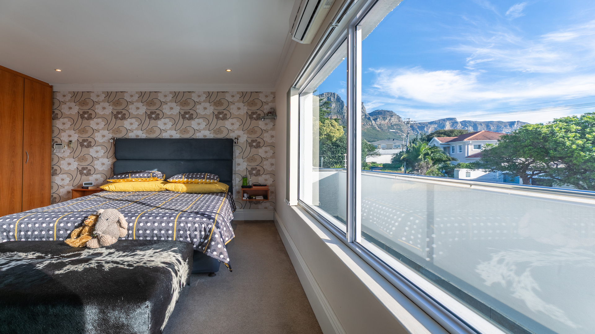 4 Bedroom Property for Sale in Camps Bay Western Cape